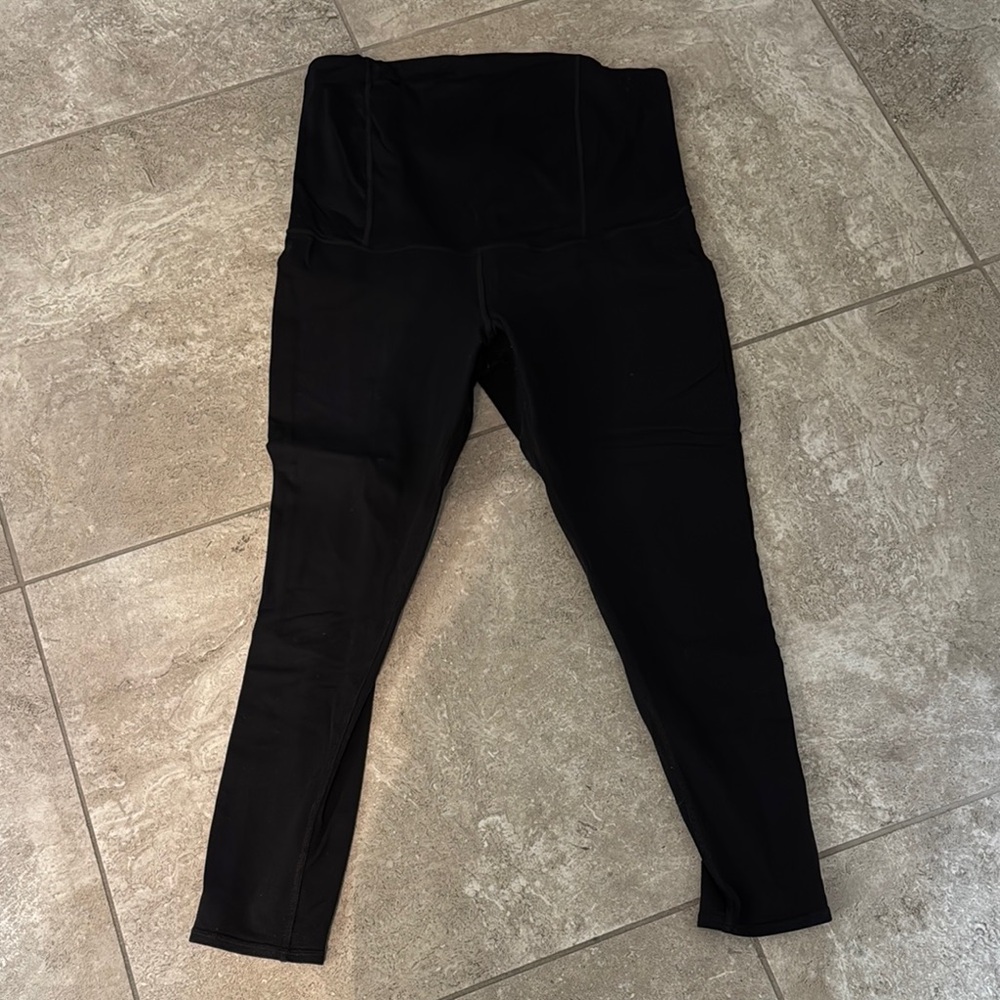 Ingrid & Isabel Black Leggings
